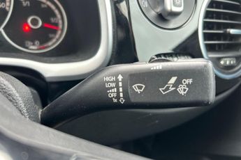 Volkswagen Beetle 2.0 Tdi Sport Hatchback 3dr Diesel Dsg Euro 5 (140 Ps)