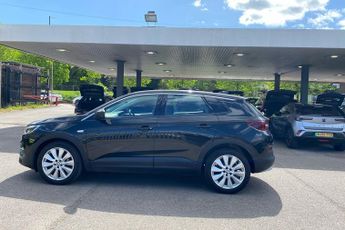 Vauxhall Grandland X 1.2 Turbo Elite Nav Suv 5dr Petrol Auto 8spd Euro 6 (s/s) (130 P