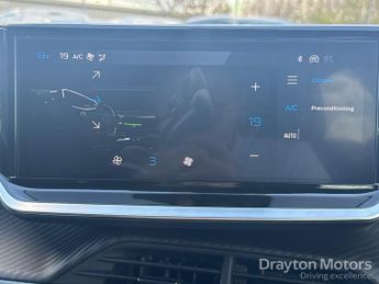 Peugeot E 208 50kwh Gt Hatchback 5dr Electric Auto (7.4kw Charger) (136 Ps)