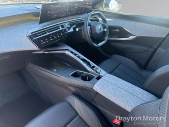 Peugeot E 3008 73kwh Gt Suv 5dr Electric Auto (210 Ps)