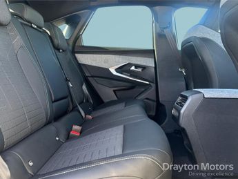 Peugeot E 3008 73kwh Gt Suv 5dr Electric Auto (210 Ps)