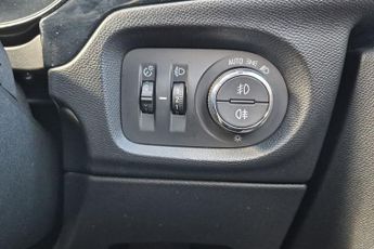 Vauxhall Corsa Electric 50kwh Sri Premium Hatchback 5dr Electric Auto (136 Ps)