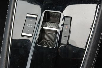 Vauxhall Grandland 1.2 Turbo Ultimate Suv 5dr Petrol Auto Euro 6 (s/s) (130 Ps)