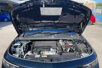 Vauxhall Astra 1.2 Turbo Ultimate Hatchback 5dr Petrol Auto Euro 6 (s/s) (130 P