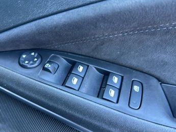 Vauxhall Crossland 1.2 Turbo Ultimate Suv 5dr Petrol Auto Euro 6 (s/s) (130 Ps)