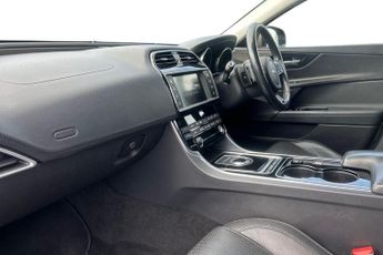 Jaguar Xe 2.0d Portfolio Saloon 4dr Diesel Auto Euro 6 (s/s) (180 Ps)
