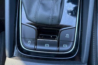 Skoda Karoq 1.5 Tsi Act Se L Suv 5dr Petrol Dsg Euro 6 (s/s) (150 Ps)