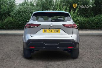 Nissan Qashqai 1.3 Dig T Mhev Acenta Premium Suv 5dr Petrol Hybrid Xtron Euro 6