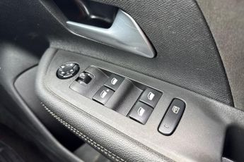Vauxhall Mokka Electric 50kwh Ultimate Suv 5dr Electric Auto (136 Ps)