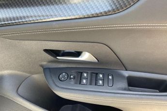 Vauxhall Mokka Electric 50kwh Ultimate Suv 5dr Electric Auto (136 Ps)