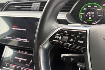 Audi E Tron 50 Technik Suv 5dr Electric Auto Quattro 71.2kwh (313 Ps)
