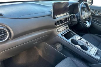 Hyundai Kona 64kwh Premium Suv 5dr Electric Auto (7kw Charger) (204 Ps)