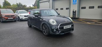 MINI Hatch 1.5 Cooper Sport Hatchback 3dr Petrol Manual Euro 6 (s/s) (136 P