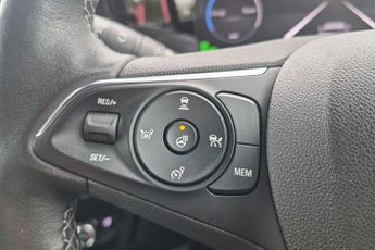Vauxhall Mokka Electric 50kwh Ultimate Suv 5dr Electric Auto (136 Ps)