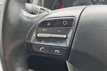 Hyundai Kona 64kwh Premium Se Suv 5dr Electric Auto (7kw Charger) (204 Ps)