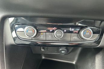 Vauxhall Corsa Electric 50kwh Design Hatchback 5dr Electric Auto (136 Ps)