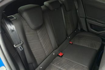 Vauxhall Mokka Electric 50kwh Ultimate Suv 5dr Electric Auto (136 Ps)