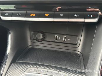 MG ZS 1.0 T Gdi Exclusive Suv 5dr Petrol Auto Euro 6 (111 Ps)