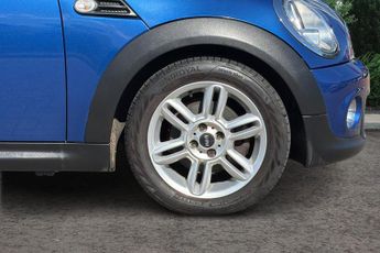MINI 3 Door Hatch 1.6 Cooper D Hatchback 3dr Diesel Manual Euro 5 (s/s) (112 Ps)