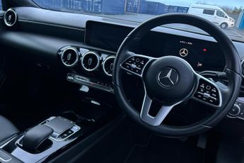 Mercedes Benz A Class 1.3 A180 Sport (executive) Hatchback 5dr Petrol 7g Dct Euro 6 (s