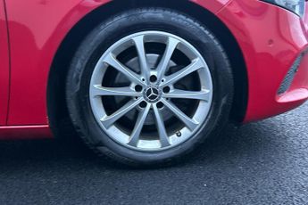 Mercedes Benz A Class 1.3 A180 Sport (executive) Hatchback 5dr Petrol 7g Dct Euro 6 (s