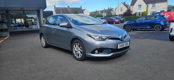 Toyota Auris 1.8 Vvt H Icon Tech Hatchback 5dr Petrol Hybrid CVT Euro 6 (s/s)
