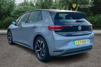 Volkswagen ID3 Pure Performance 45kwh Life Hatchback 5dr Electric Auto (150 Ps)