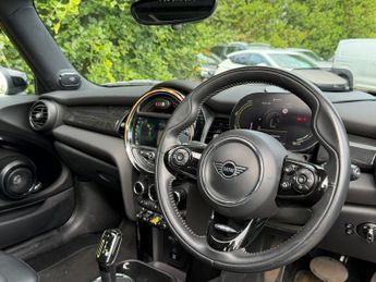 MINI Electric Hatch Cooper Se 32.6kwh Level 3 Hatchback 3dr Electric Auto (184 Ps)