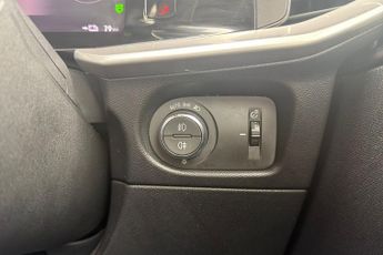 Vauxhall Mokka Electric 50kwh Ultimate Suv 5dr Electric Auto (136 Ps)