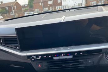 Vauxhall Grandland 1.2 Gs Suv 5dr Petrol Hybrid E Dct Euro 6 (s/s) (145 Ps)