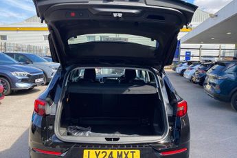 Vauxhall Grandland 1.2 Turbo Ultimate Suv 5dr Petrol Auto Euro 6 (s/s) (130 Ps)