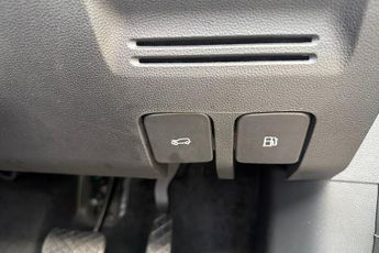 MG ZS 1.0 T Gdi Exclusive Suv 5dr Petrol Auto Euro 6 (111 Ps)