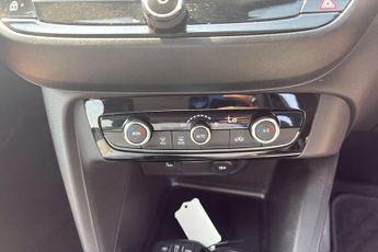 Vauxhall Corsa Electric 50kwh Design Hatchback 5dr Electric Auto (136 Ps)