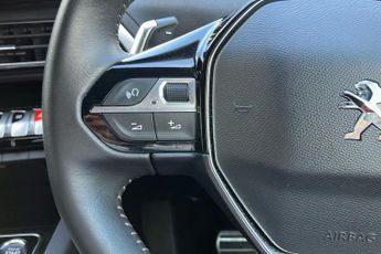 Peugeot 3008 SUV 1.2 Puretech Allure Suv 5dr Petrol Eat Euro 6 (s/s) (130 Ps)
