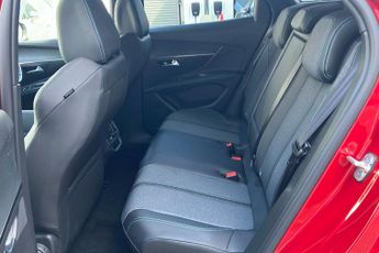Peugeot 3008 SUV 1.2 Puretech Allure Suv 5dr Petrol Eat Euro 6 (s/s) (130 Ps)