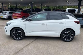 Vauxhall Grandland 1.2 Turbo Ultimate Suv 5dr Petrol Auto Euro 6 (s/s) (130 Ps)