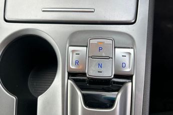 Hyundai Kona 39kwh Premium Suv 5dr Electric Auto (10.5kw Charger) (136 Ps)
