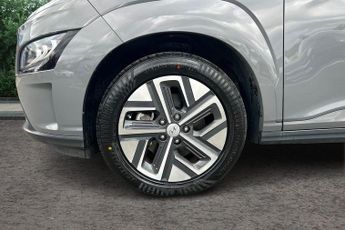 Hyundai Kona 39kwh Premium Suv 5dr Electric Auto (10.5kw Charger) (136 Ps)