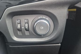 Vauxhall Corsa 1.2 Turbo Design Hatchback 5dr Petrol Auto Euro 6 (s/s) (100 Ps)