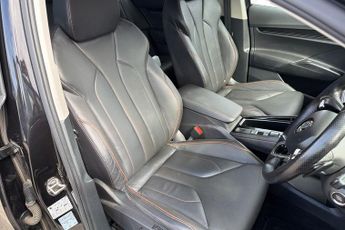 Skoda Enyaq iV Iv 62kwh 60 Nav Suite Suv 5dr Electric Auto (179 Ps)