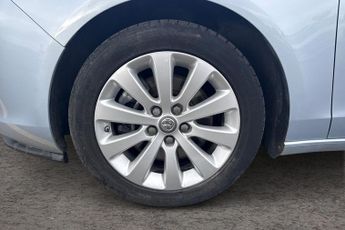 Vauxhall Zafira 2.0 Cdti Tech Line MPV 5dr Diesel Auto Euro 6 (170 Ps)