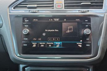 Volkswagen Tiguan 1.5 Tsi R Line Suv 5dr Petrol Dsg Euro 6 (s/s) (150 Ps)